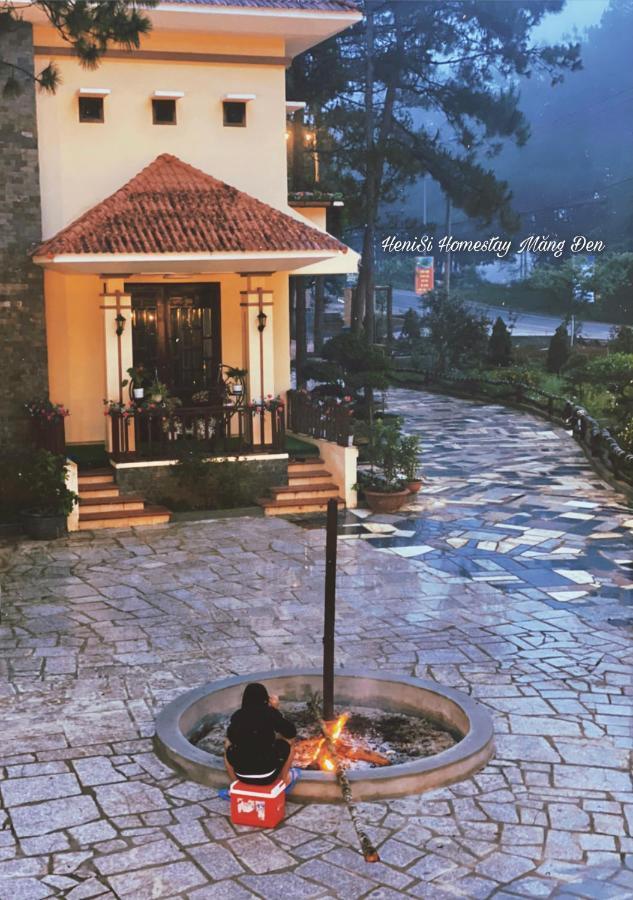 Henisi Homestay Mang Den Villa Kon Von Kla Esterno foto