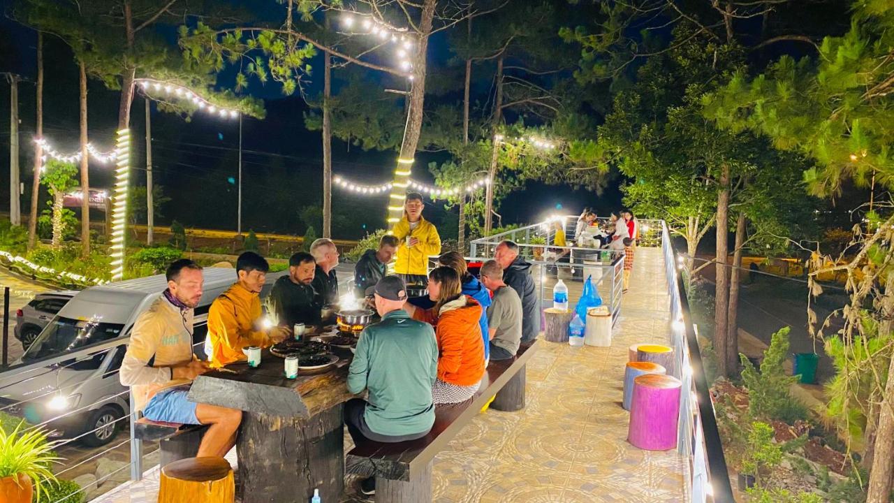 Henisi Homestay Mang Den Villa Kon Von Kla Esterno foto